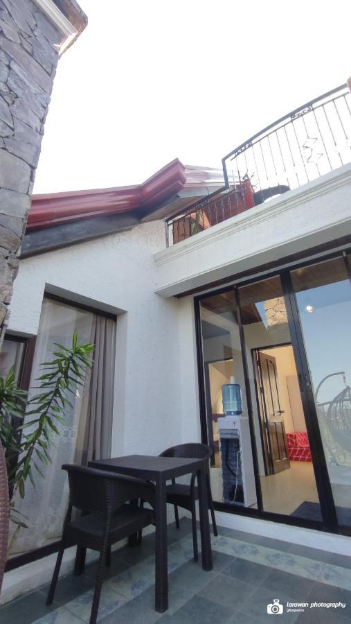 El Castillo Bed And Breakfast Angono Exteriör bild